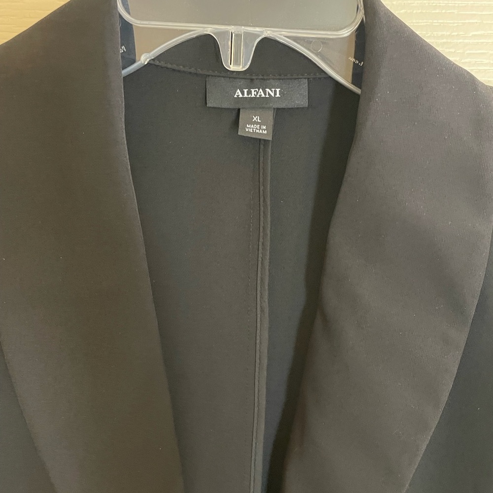 Black Alfani blazer